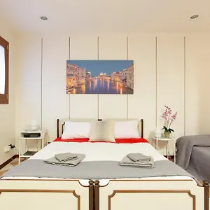Residenza Giulia Venise